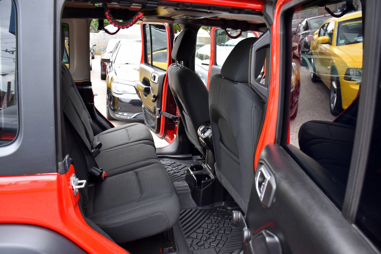 Used 2020 Jeep Wrangler Unlimited Sport image 10