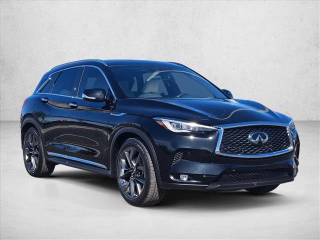 Used 2019 INFINITI QX50 Essential w/ Sensory Package FWD video 3