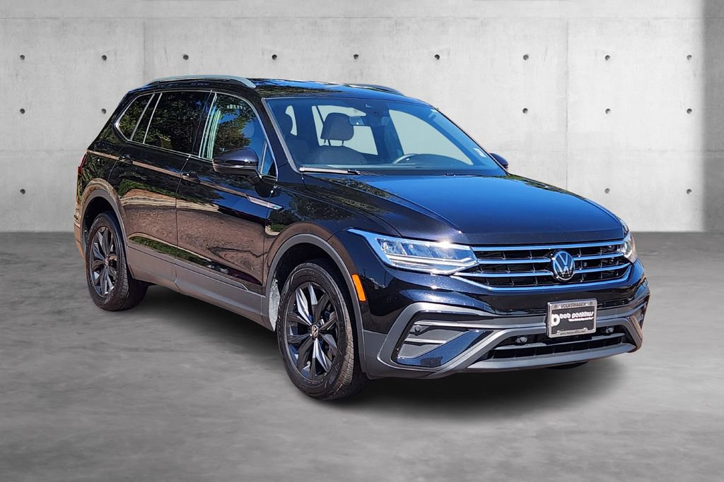 Used 2024 Volkswagen Tiguan SE