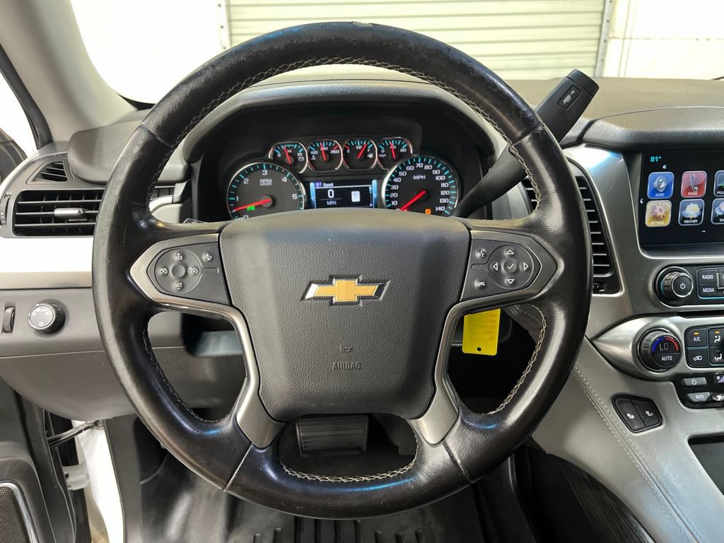 Used 2018 Chevrolet Suburban LT RWD image 17