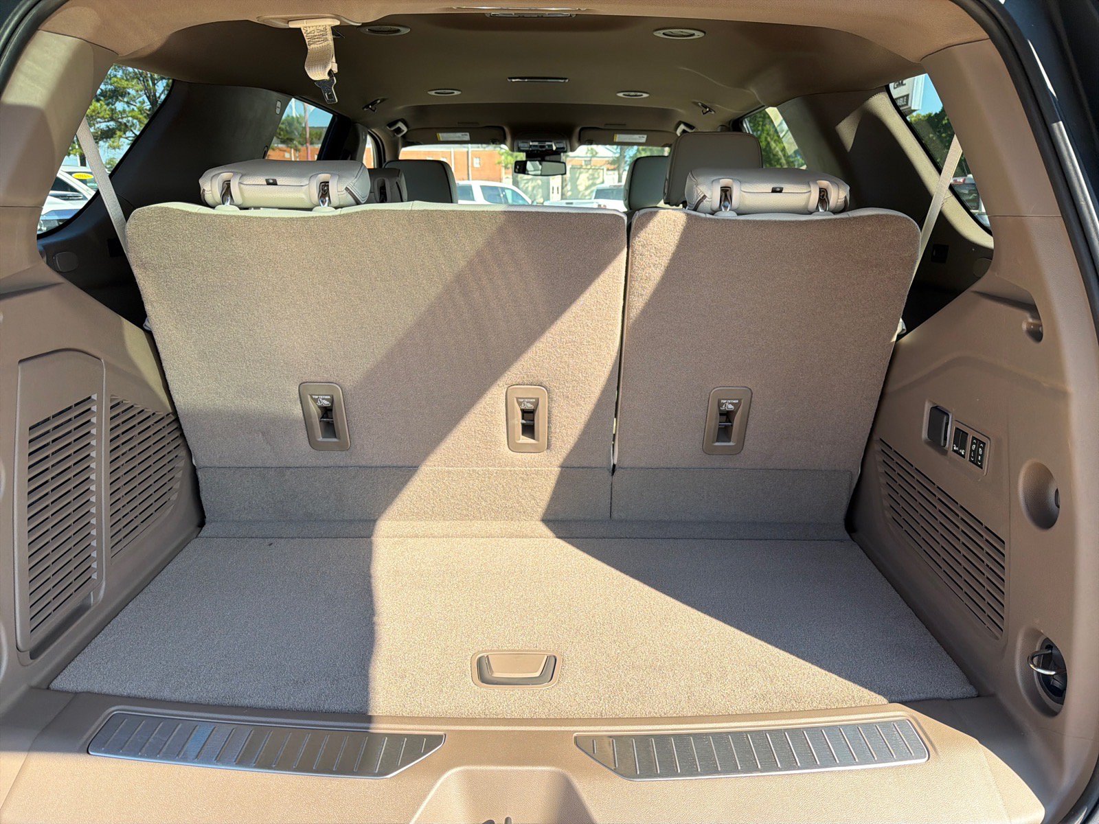 New 2026 GMC Yukon Denali w/ LPO, Floor Liner Package RWD image 11