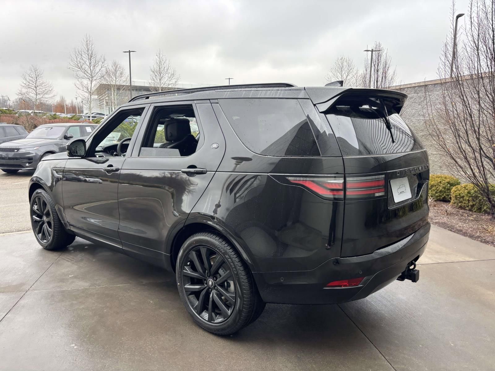 New 2026 Land Rover Discovery Dynamic SE AWD/4WD image 7