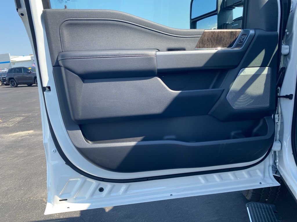 New 2026 Ford F250 Lariat image 21