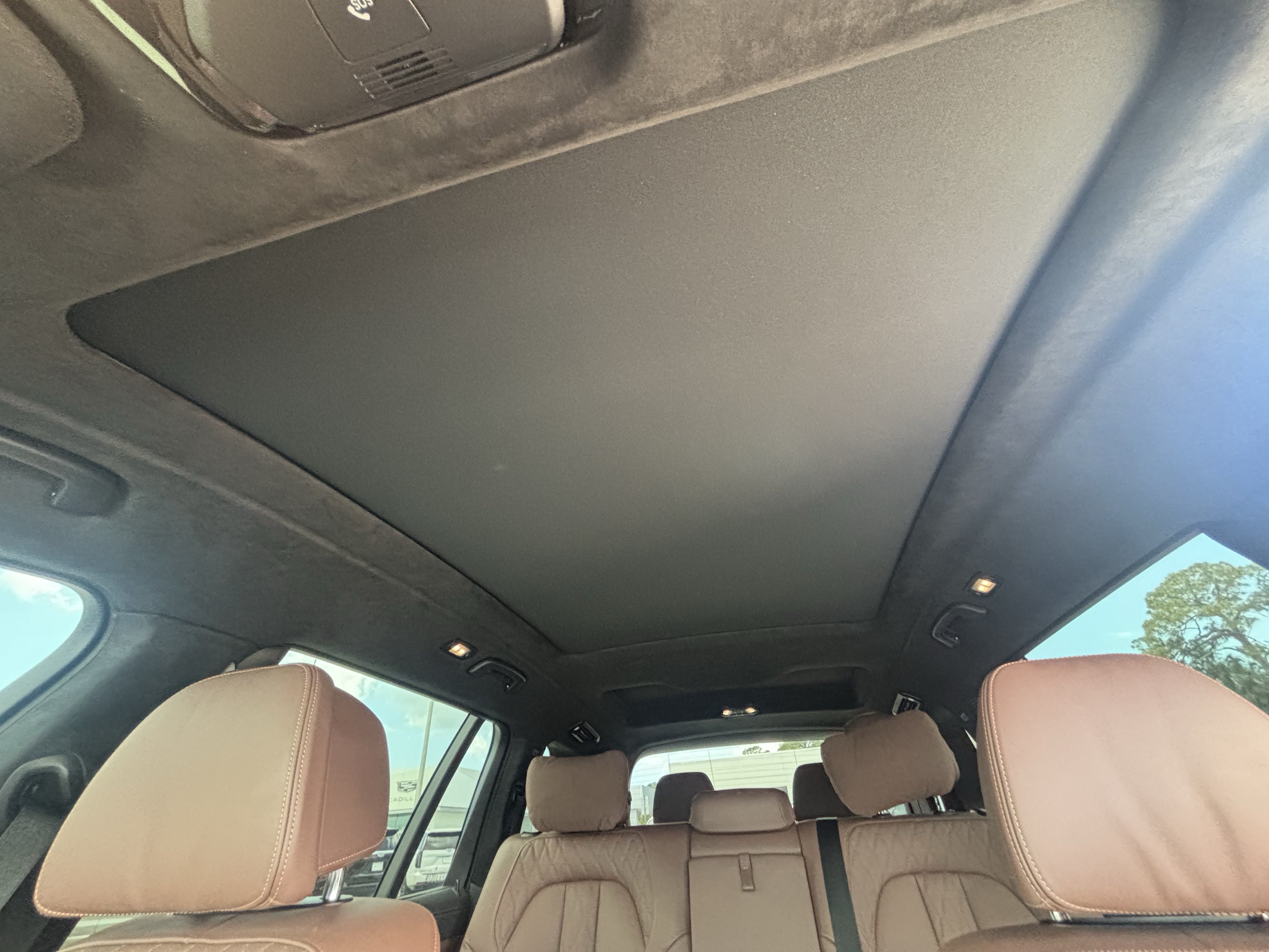 Used 2025 BMW X7 M60i AWD/4WD image 33