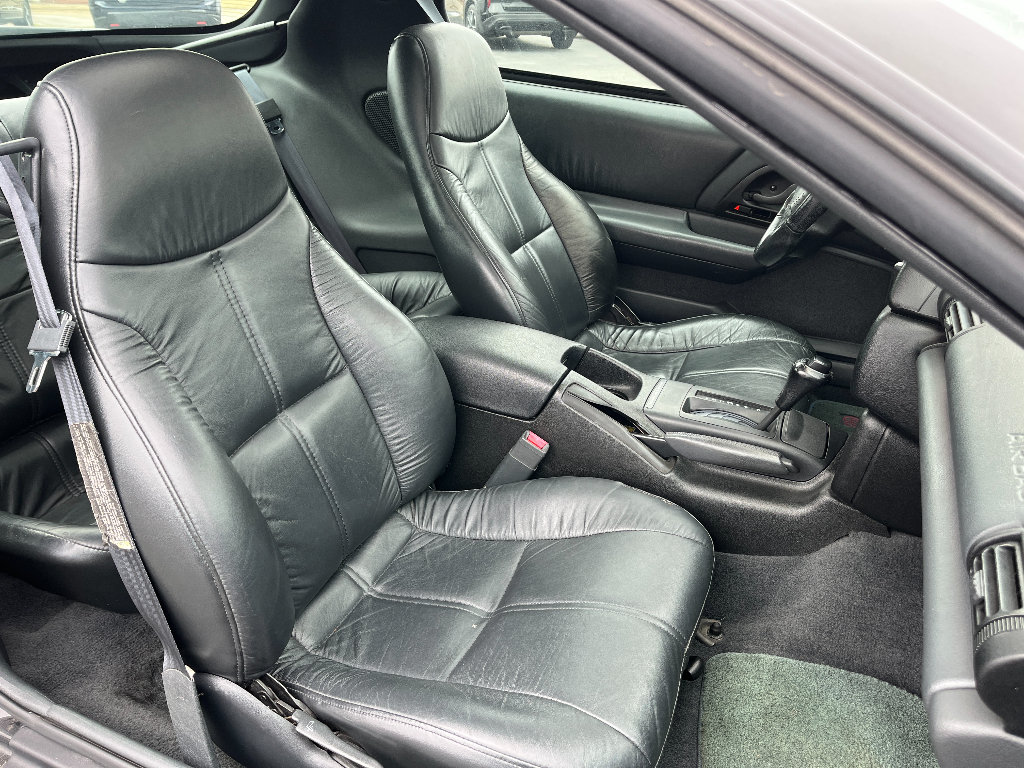 Used 1996 Chevrolet Camaro Z28 RWD image 26