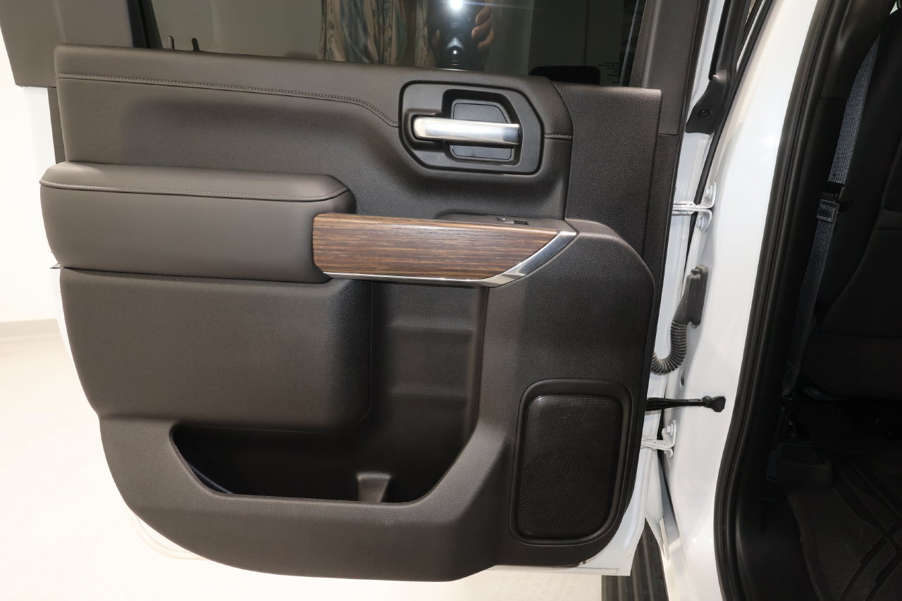 Certified 2022 Chevrolet Silverado 3500 High Country AWD/4WD image 23
