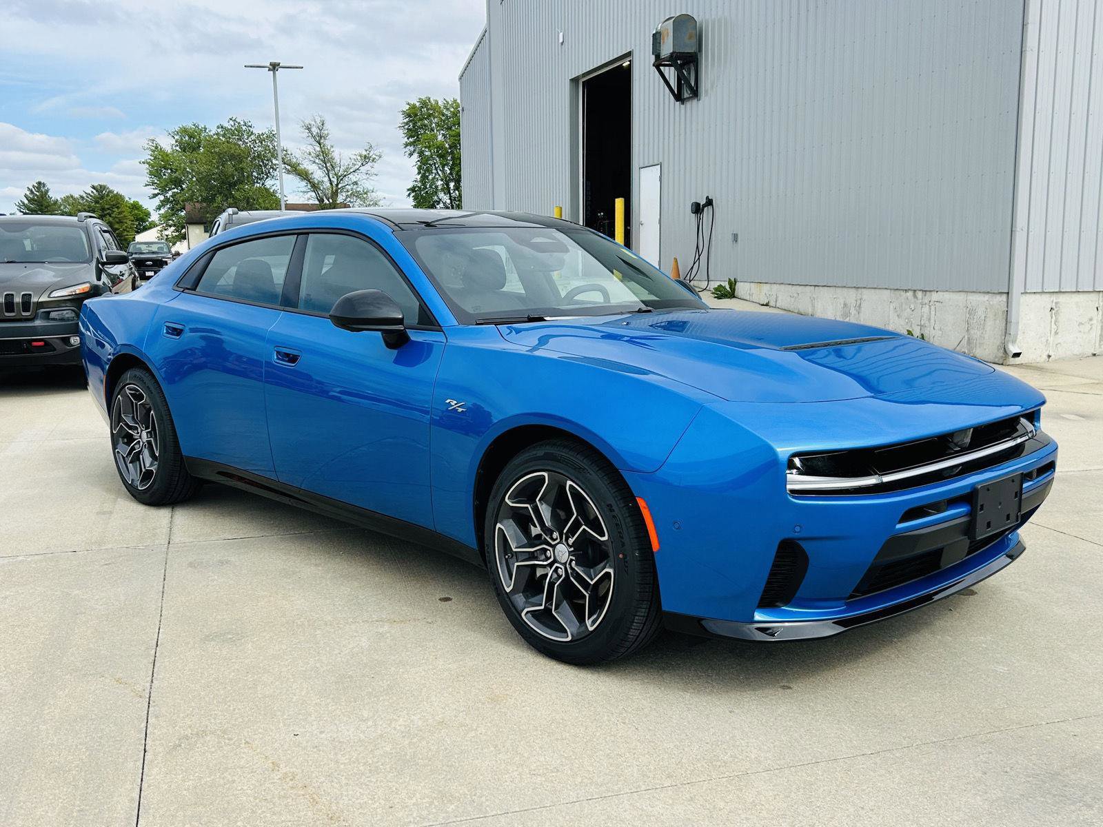 New 2026 Dodge Charger R/T AWD/4WD image 2
