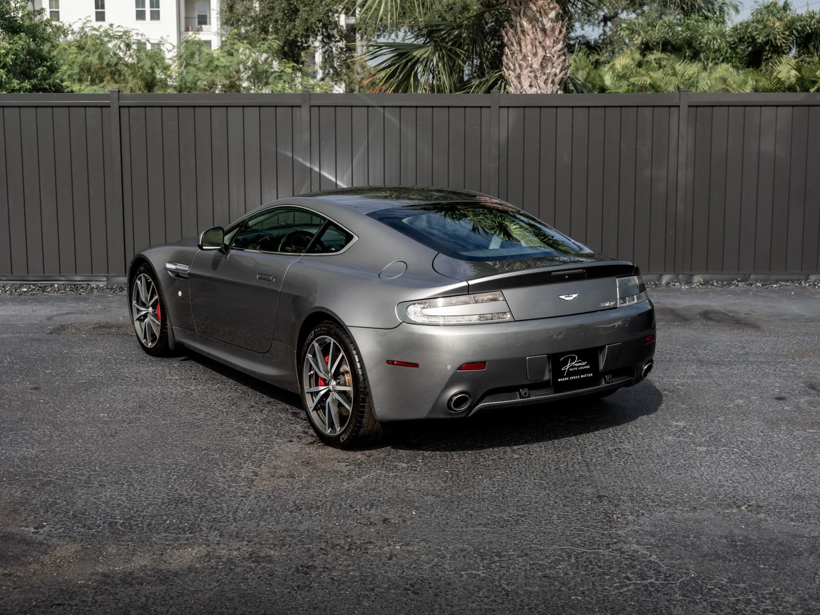 Used 2011 Aston Martin V8 Vantage Coupe RWD image 29