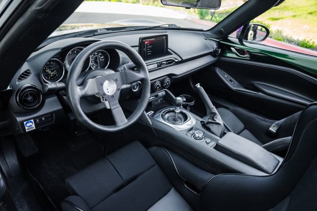Used 2020 MAZDA MX-5 Miata Club w/ Brembo/BBS Recaro Package image 2