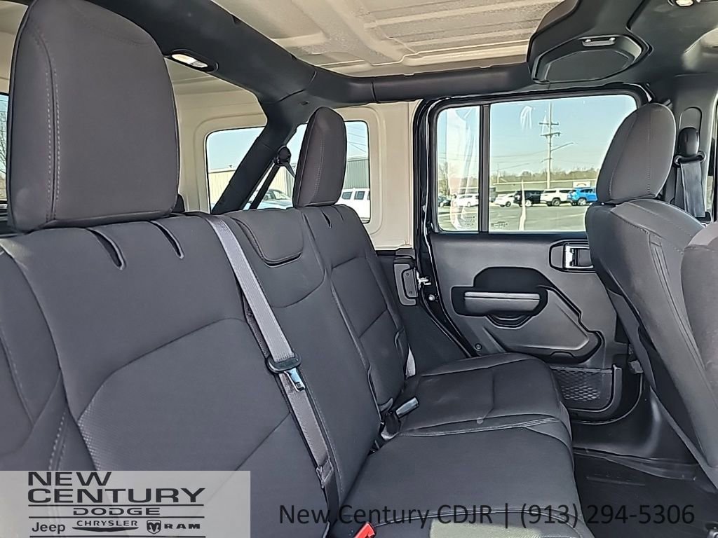 Used 2023 Jeep Wrangler Sport S image 23