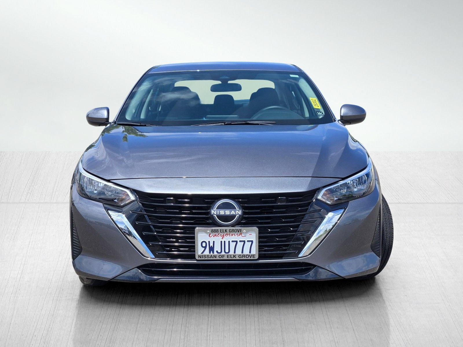 Used 2025 Nissan Sentra S FWD image 2