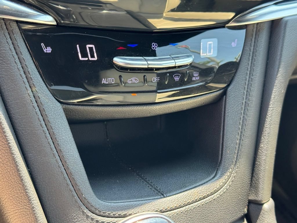Used 2021 Cadillac XT6 Sport AWD/4WD image 35