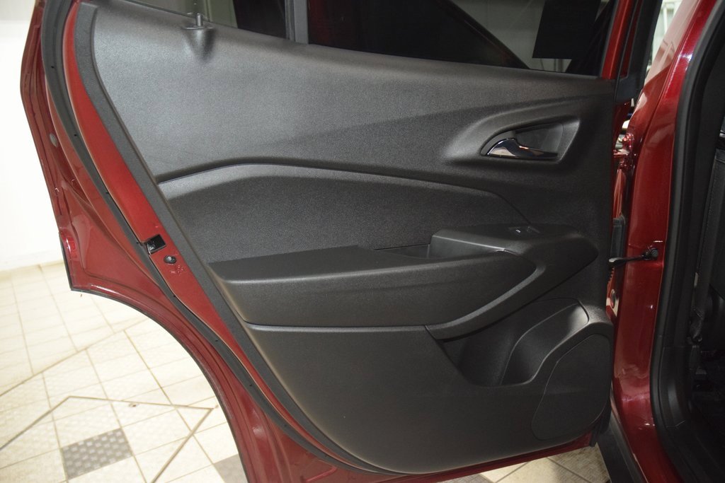 Certified 2024 Chevrolet Trax LS w/ Driver Confidence Package image 36