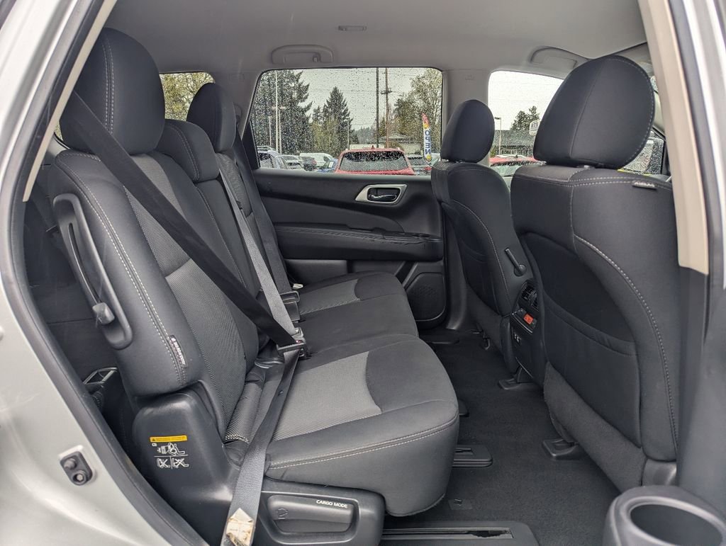 Used 2020 Nissan Pathfinder S AWD/4WD image 33