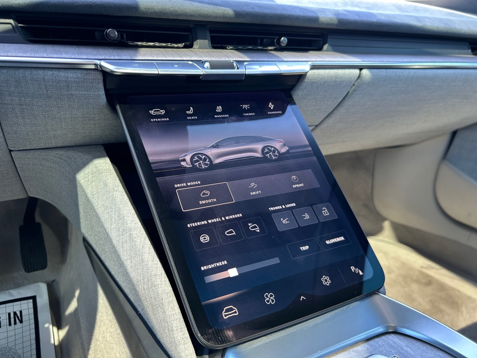 Used 2022 Lucid Air Dream Edition AWD/4WD image 15