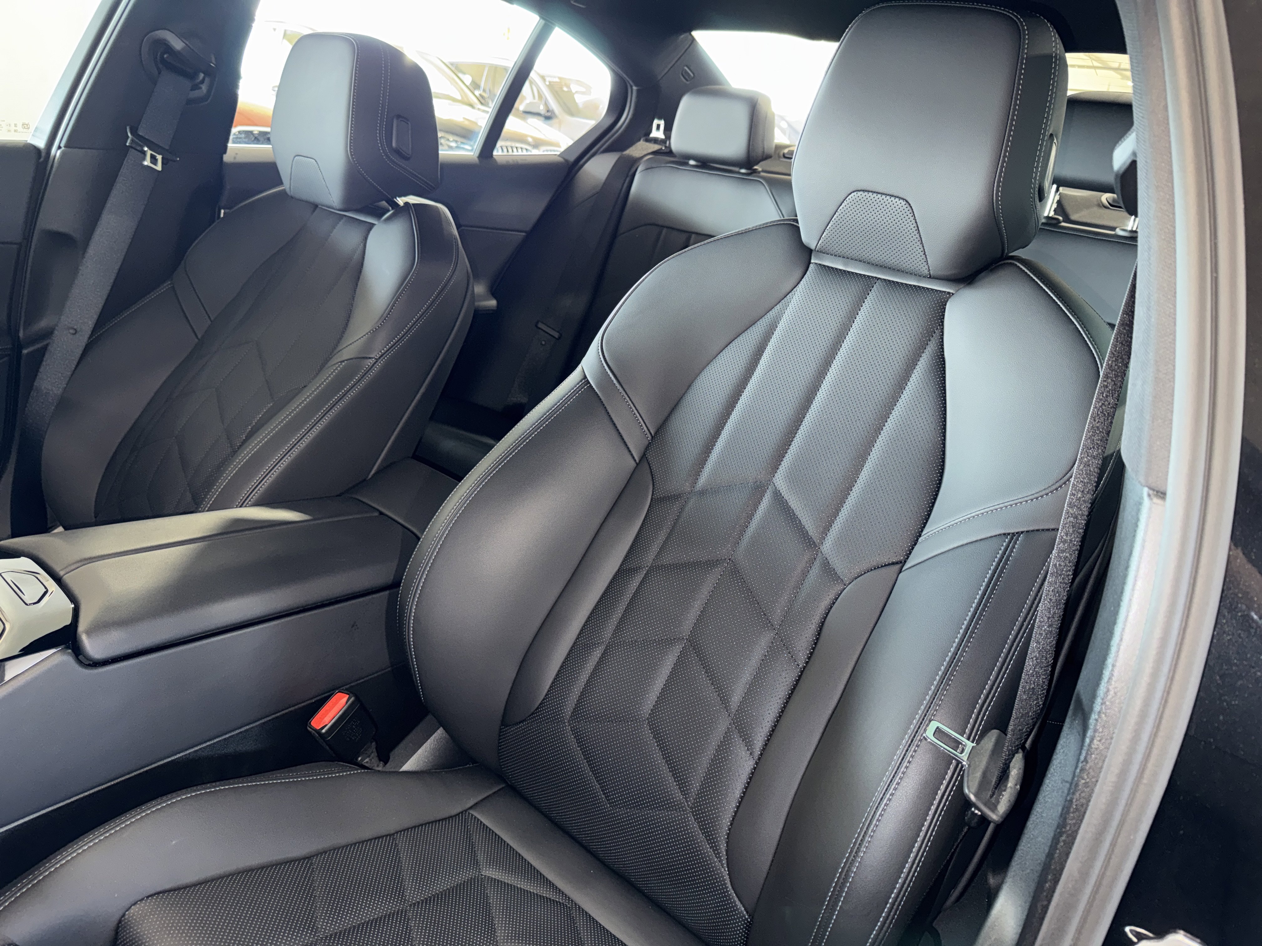 Certified 2024 BMW i5 eDrive40i w/ M Sport Package image 33