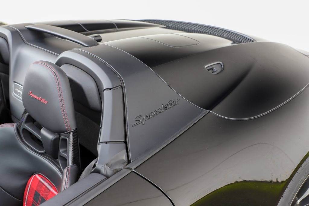 Used 2019 Porsche 911 Speedster image 8