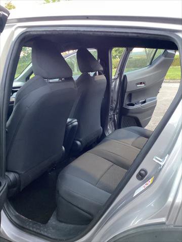 Used 2019 Toyota C-HR LE image 19