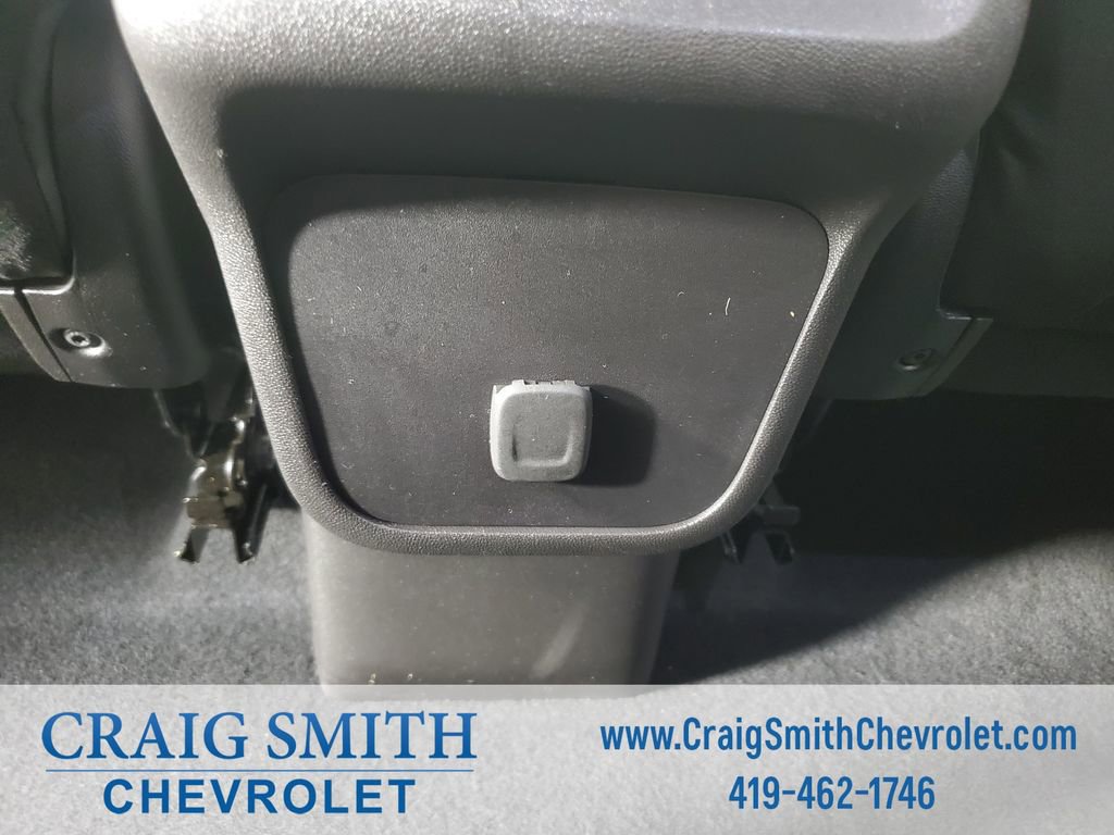 Used 2018 Chevrolet Equinox LT image 32