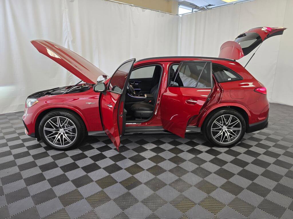 New 2025 Mercedes-Benz GLC 63 AMG S image 12