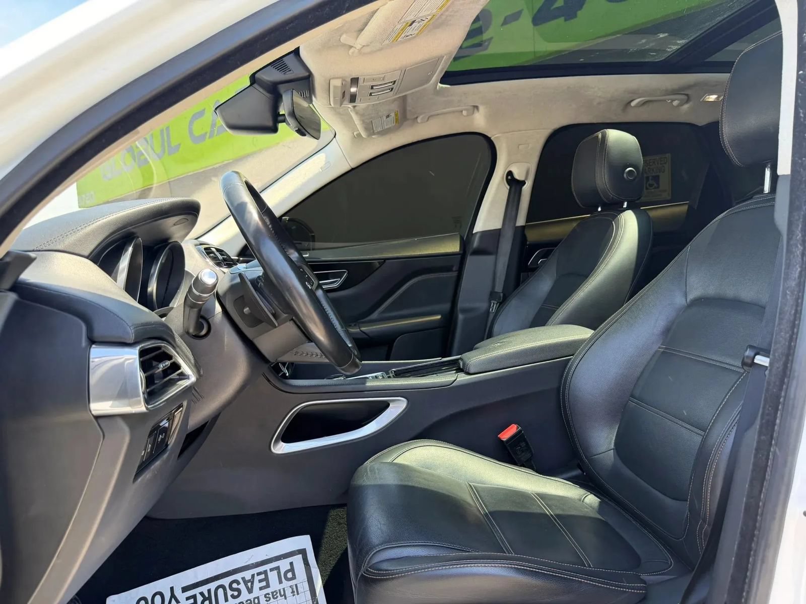 Used 2020 Jaguar F-PACE Prestige AWD/4WD image 10