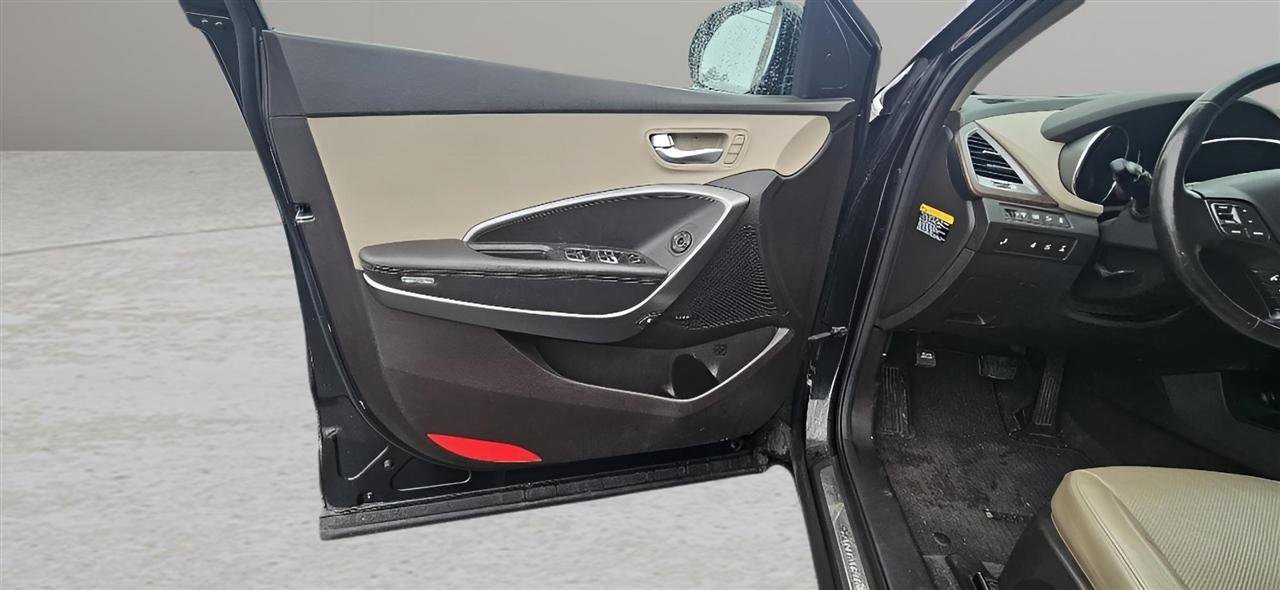 Used 2018 Hyundai Santa Fe SE Ultimate 3.3L Auto AWD image 6