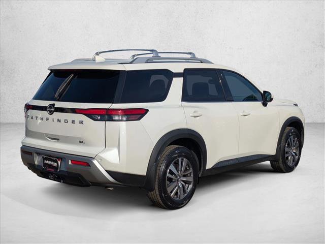 Used 2022 Nissan Pathfinder SL image 5