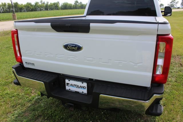 Used 2024 Ford F250 XLT w/ FX4 Off-Road Package image 8
