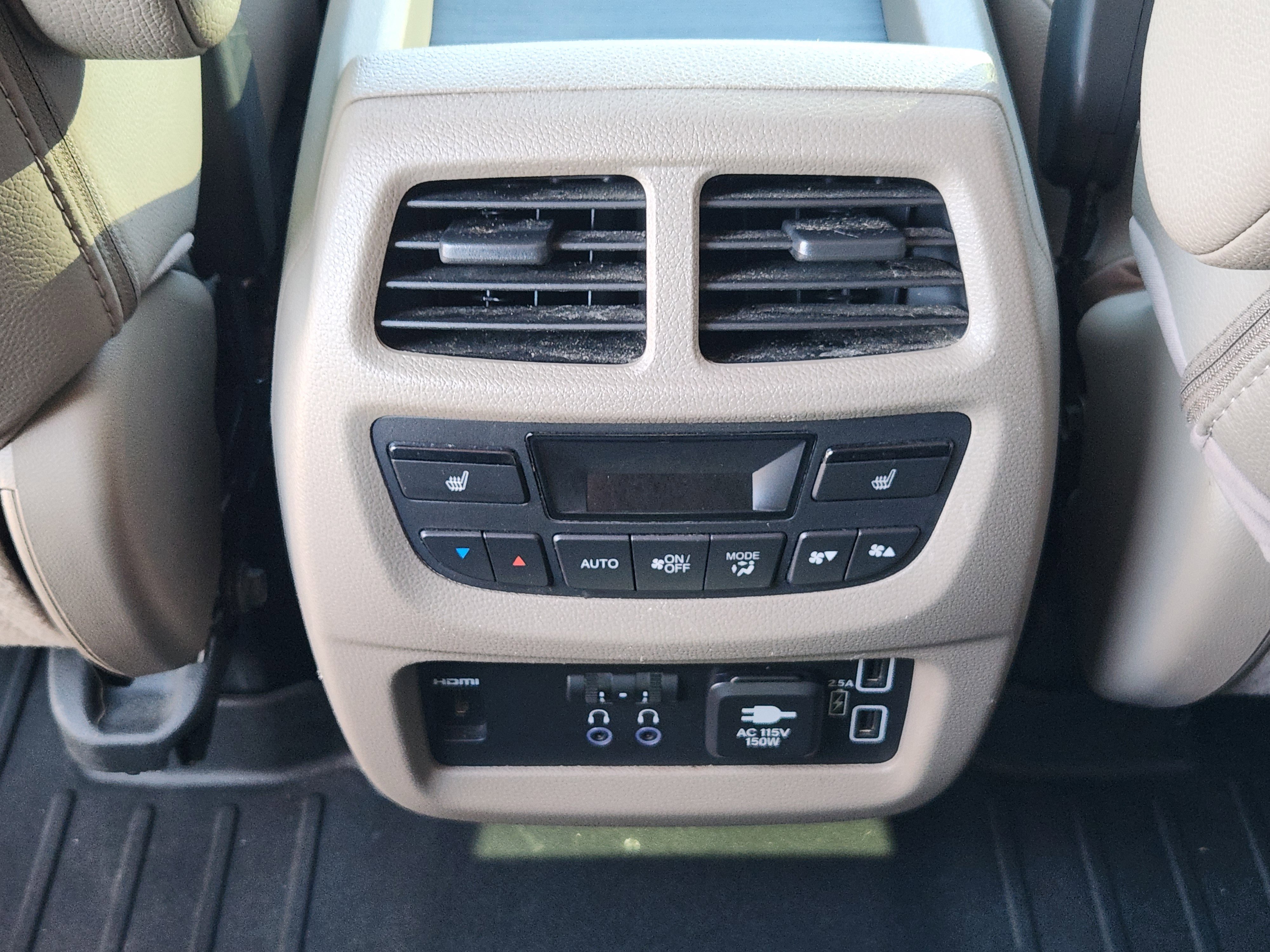 Used 2021 Honda Pilot Touring image 33