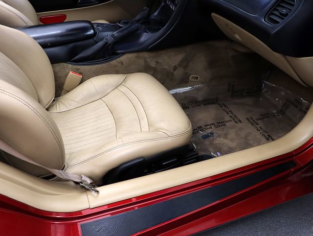 Used 2002 Chevrolet Corvette Convertible w/ Preferred Equipment Group2 image 29