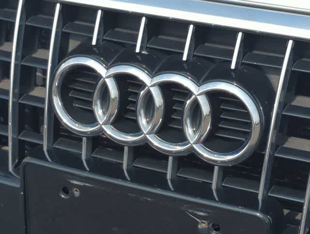 Used 2013 Audi Q5 2.0T Premium Plus AWD/4WD image 12