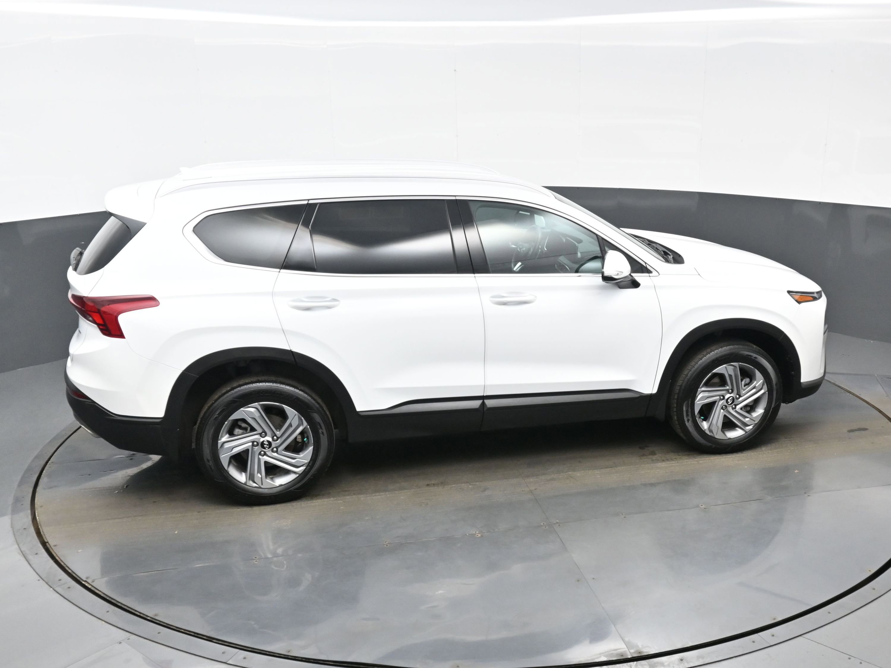 Used 2023 Hyundai Santa Fe SEL image 36