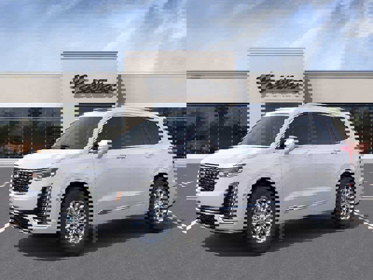 New 2025 Cadillac XT6 Luxury image 2