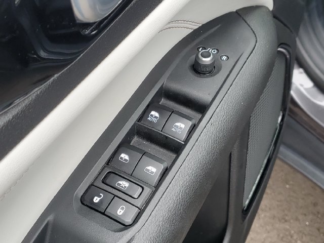 Used 2024 Jeep Compass Limited AWD/4WD image 10