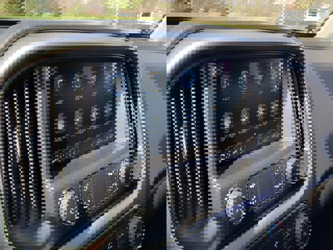 Used 2022 Chevrolet Colorado LT w/ Safety Package image 31