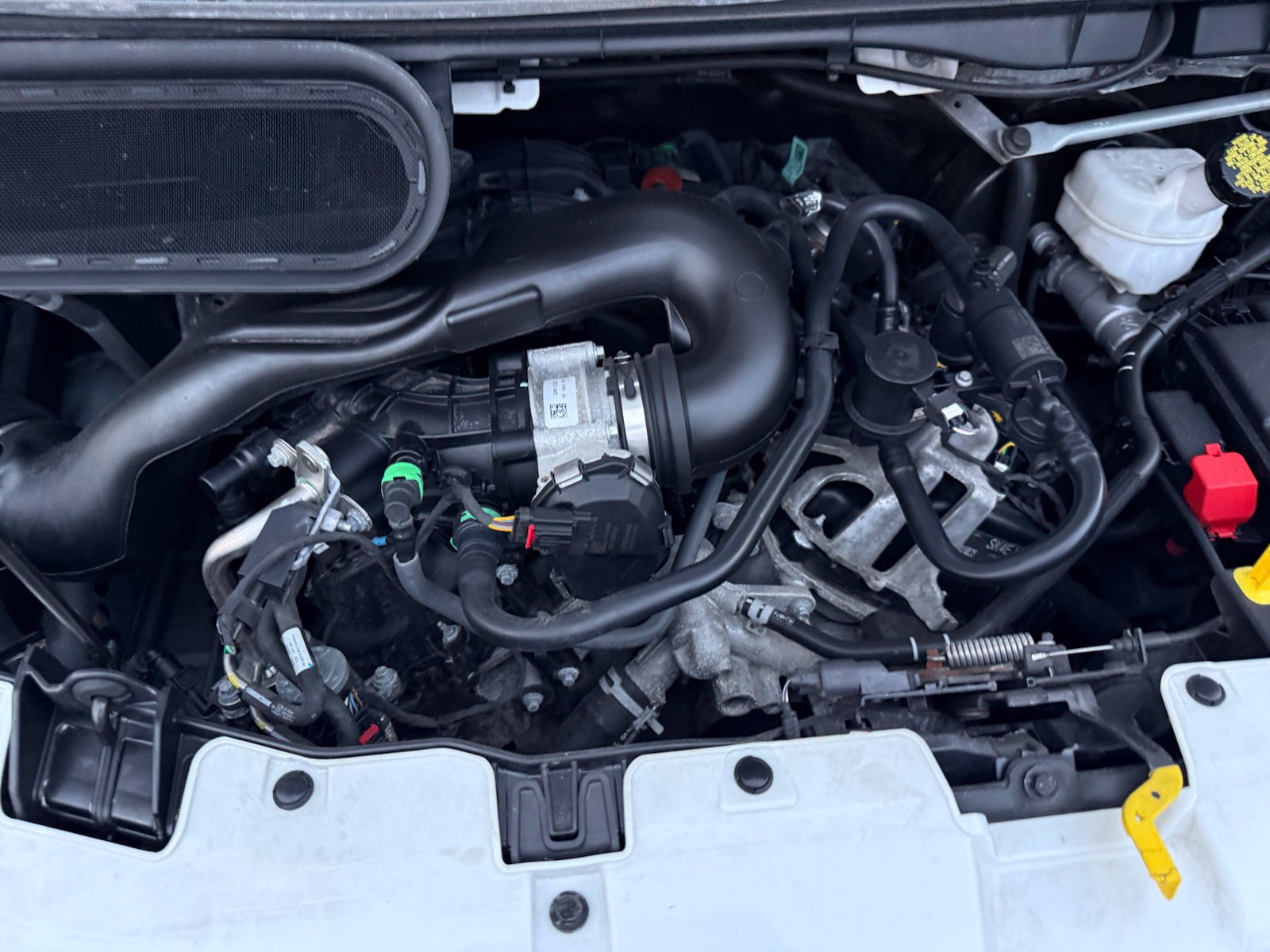 Used 2025 Ford Transit 250 148 Medium Roof RWD image 37