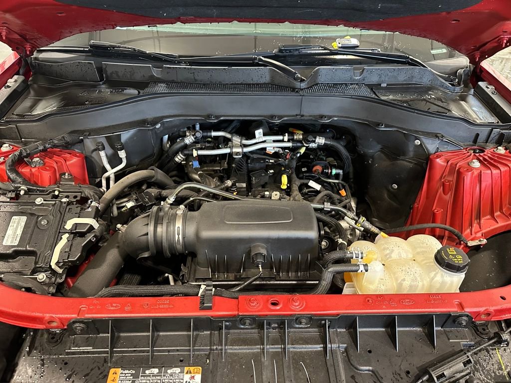Used 2023 Ford Explorer XLT w/ Equipment Group 202A image 9