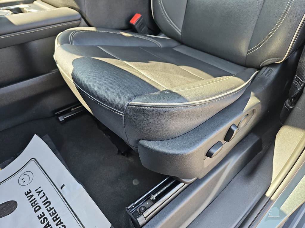 Used 2024 Chevrolet Tahoe Premier RWD image 32