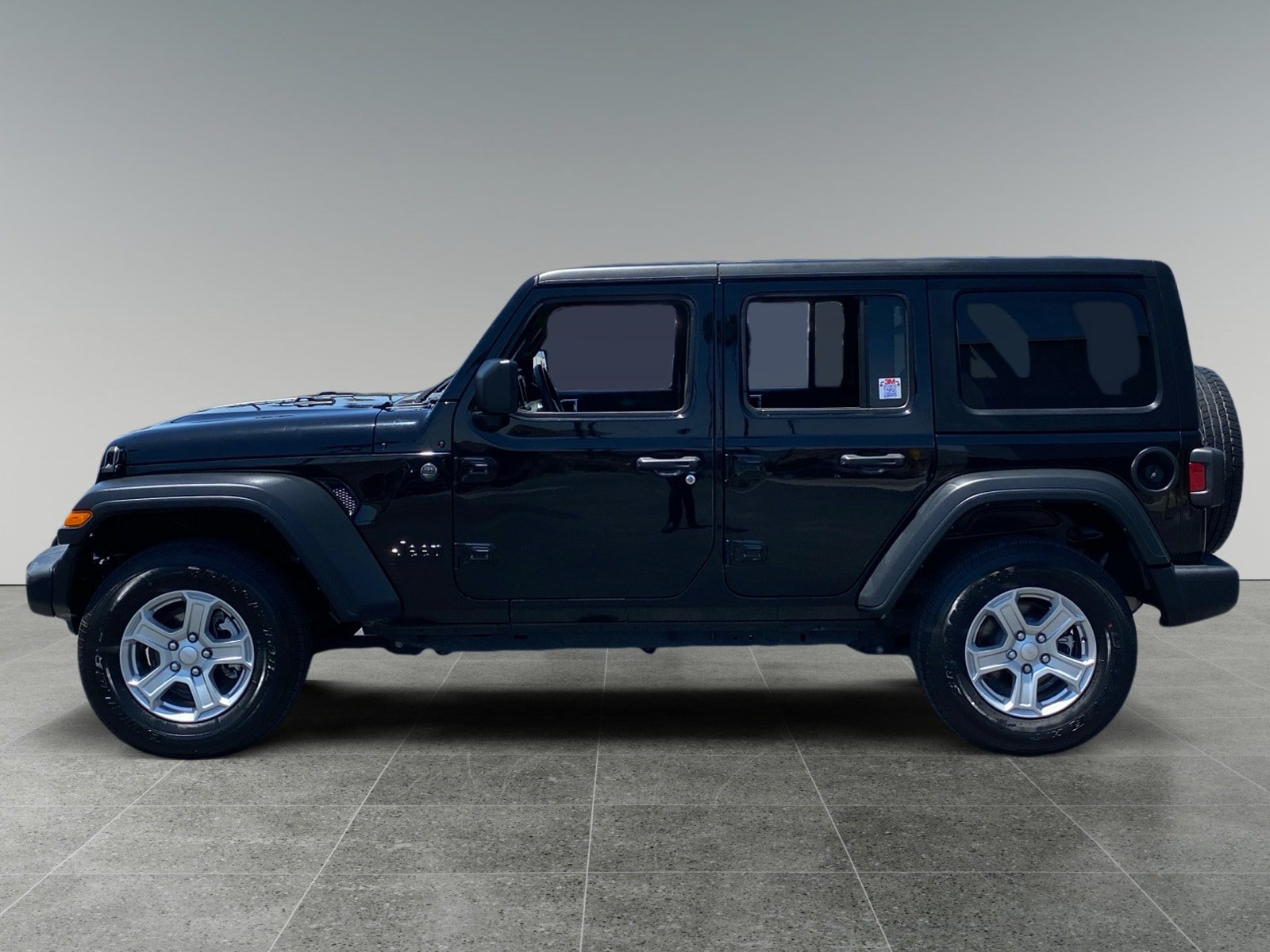 Used 2023 Jeep Wrangler Unlimited Sport AWD/4WD image 2