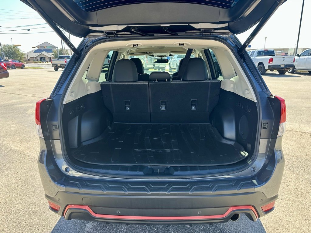 Used 2023 Subaru Forester Sport image 5