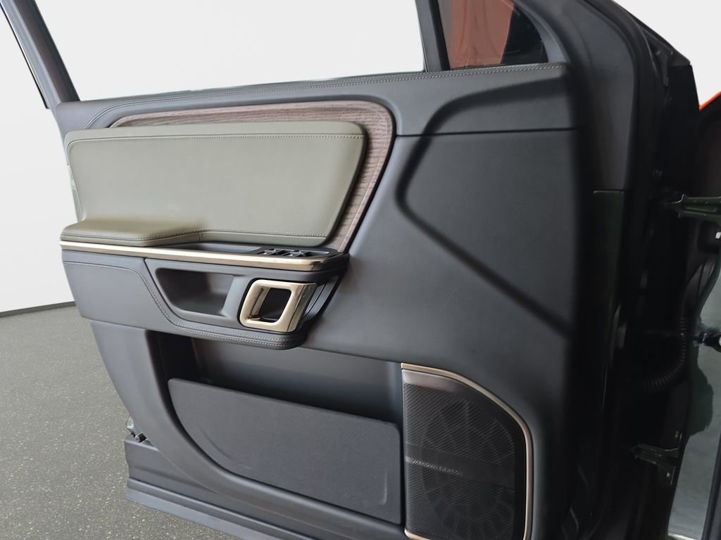 Used 2022 Rivian R1T Launch Edition image 27