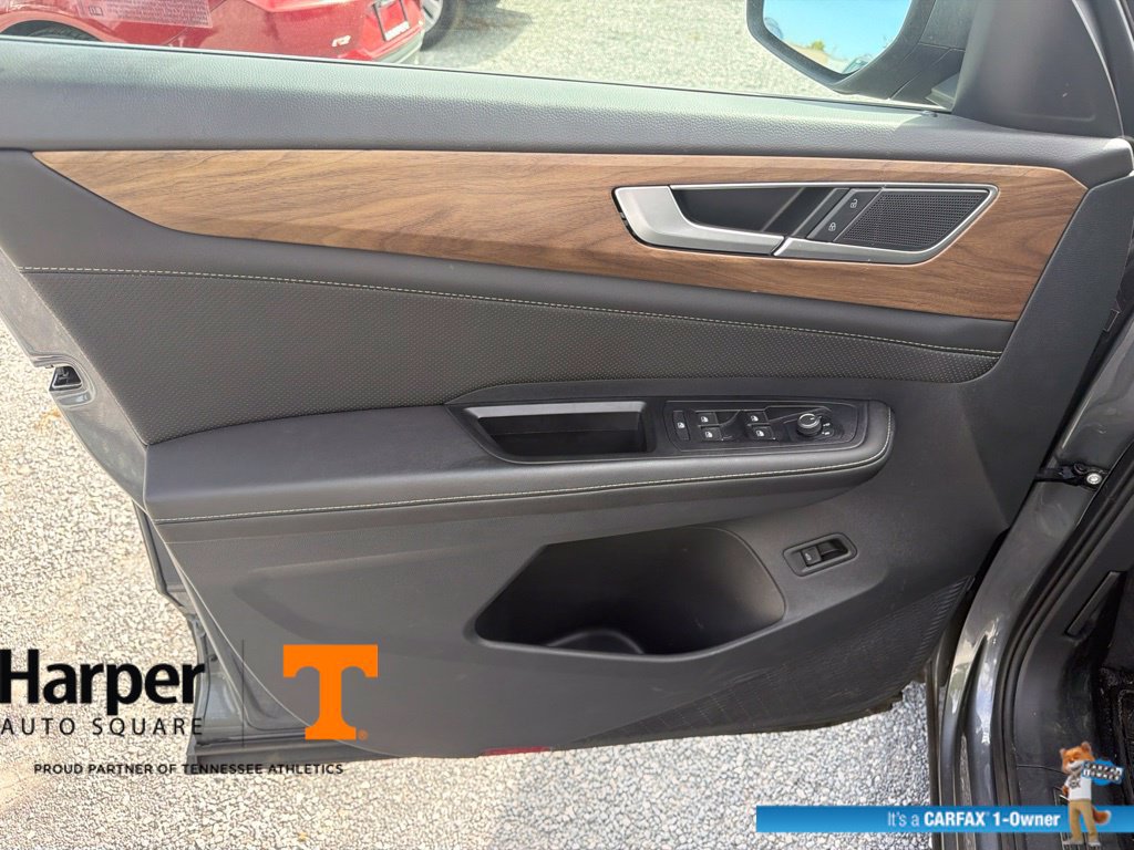Used 2025 Volkswagen Atlas SE w/ Panoramic Sunroof Package AWD/4WD image 19
