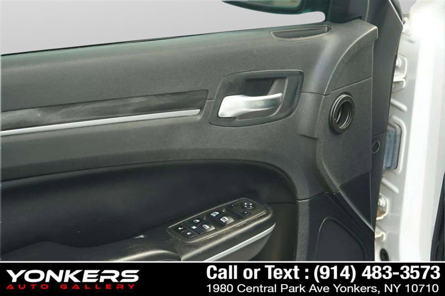 Used 2021 Chrysler 300 Touring L image 48