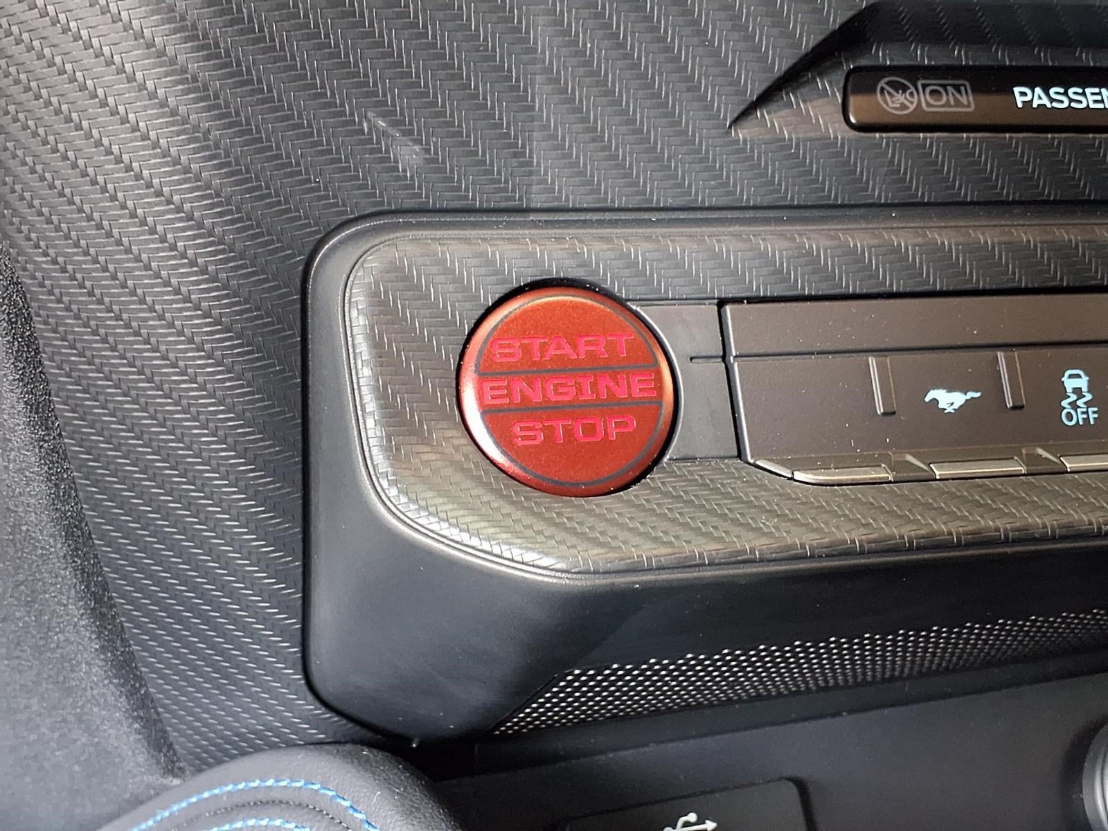 Certified 2025 Ford Mustang Dark Horse RWD image 18