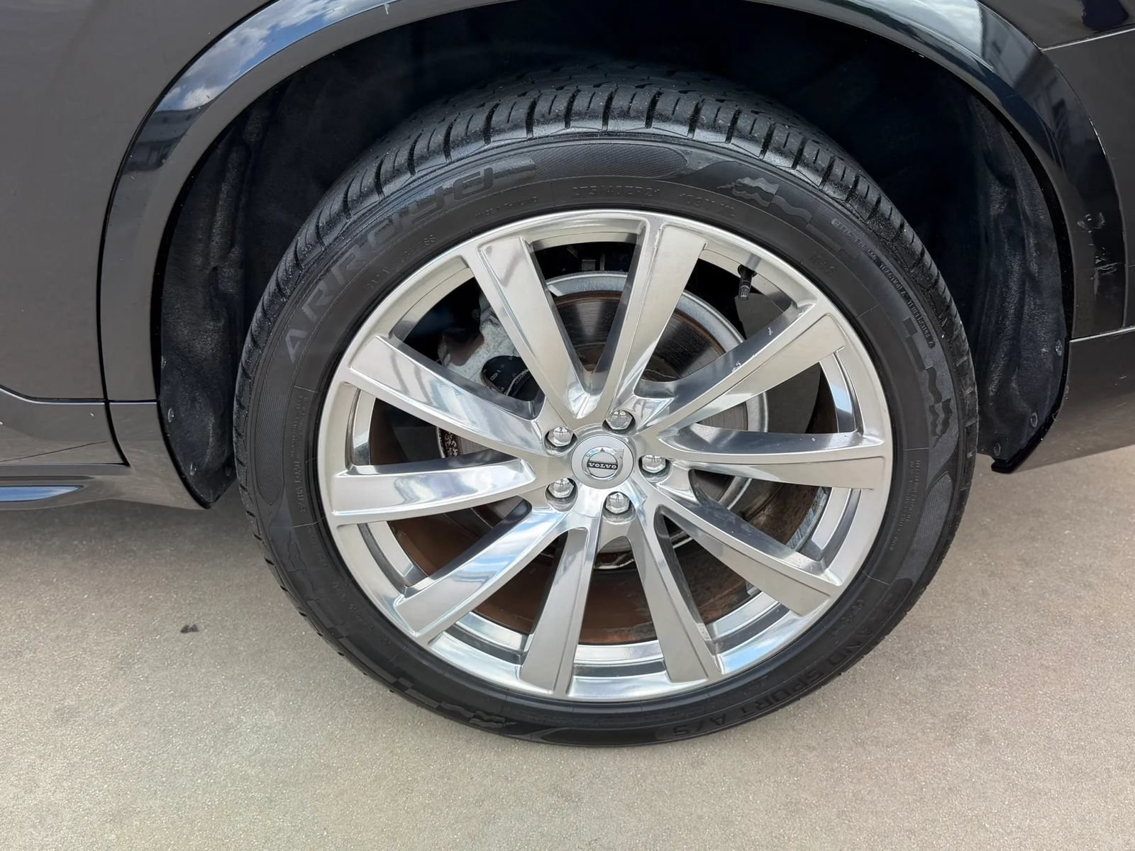Used 2017 Volvo XC90 T6 Inscription w/ Vision Package AWD/4WD image 13