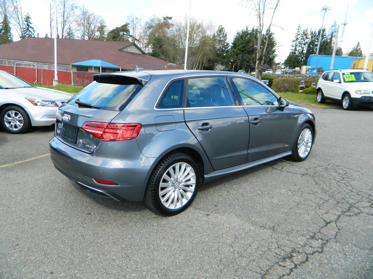 Used 2017 Audi A3 e-tron Prestige image 8