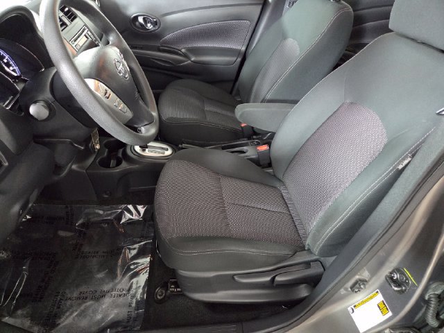 Used 2017 Nissan Versa SV FWD image 17