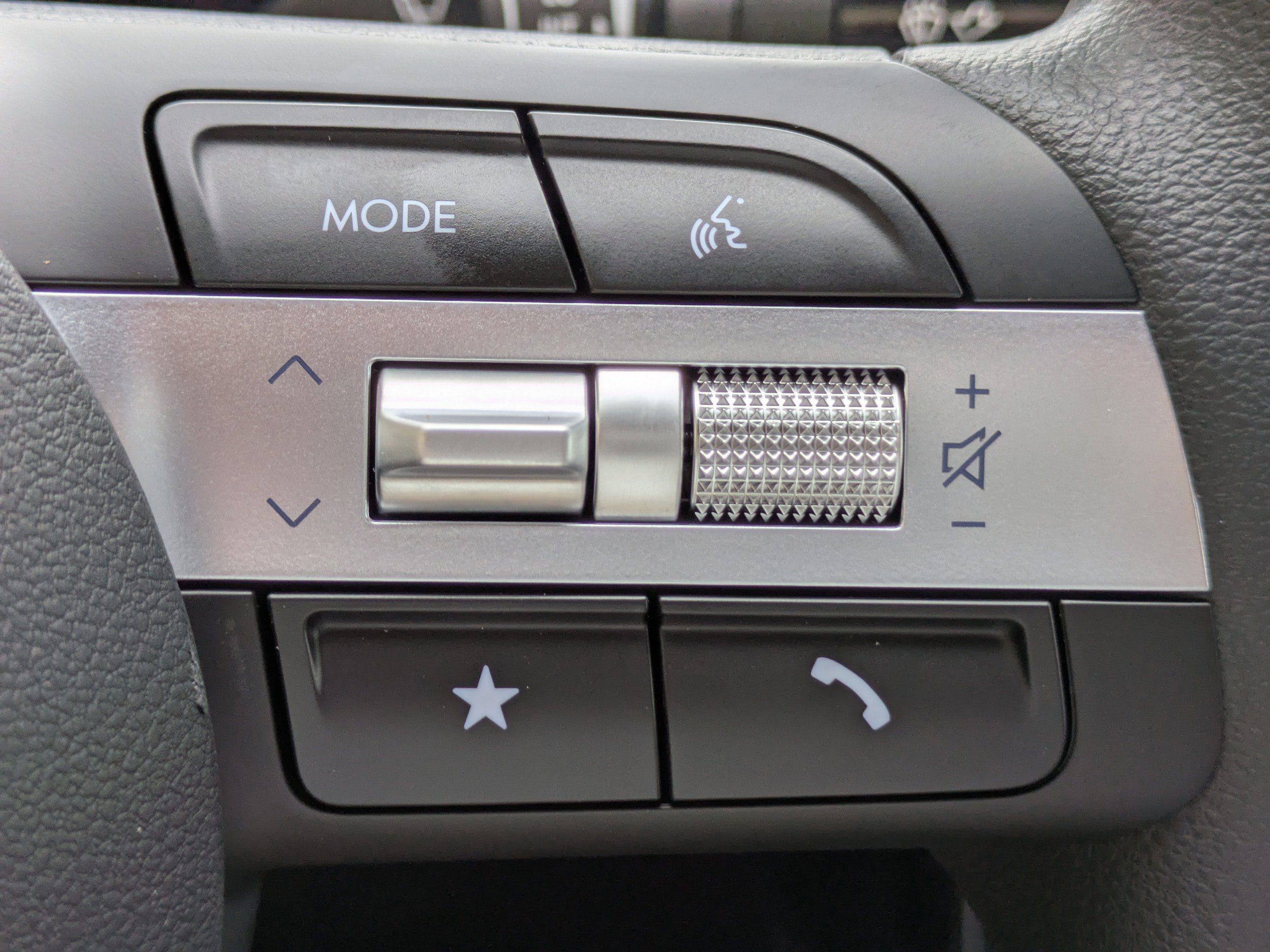 New 2026 Hyundai Santa Cruz SEL FWD image 30