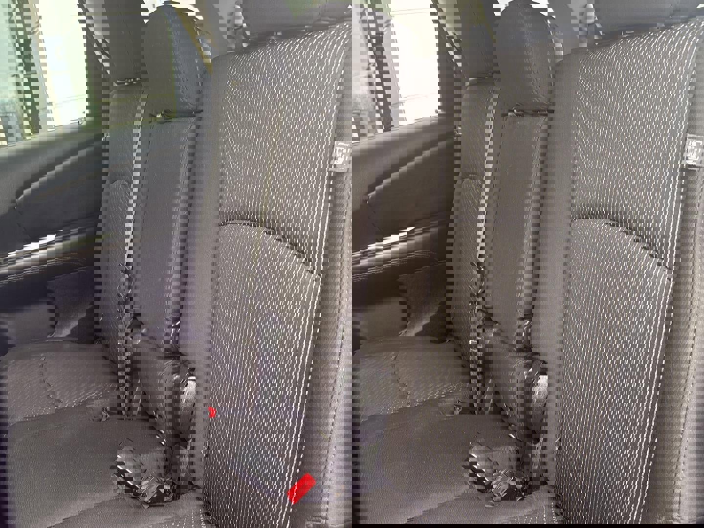 Used 2020 Dodge Journey SE image 14