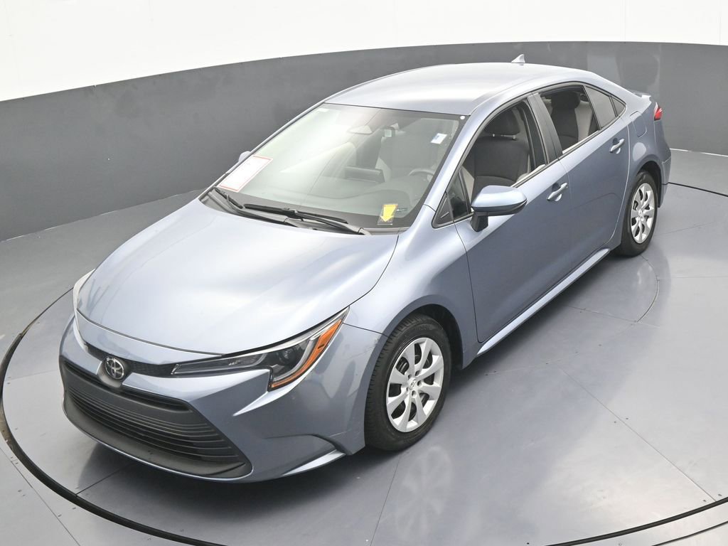 Used 2024 Toyota Corolla LE image 45